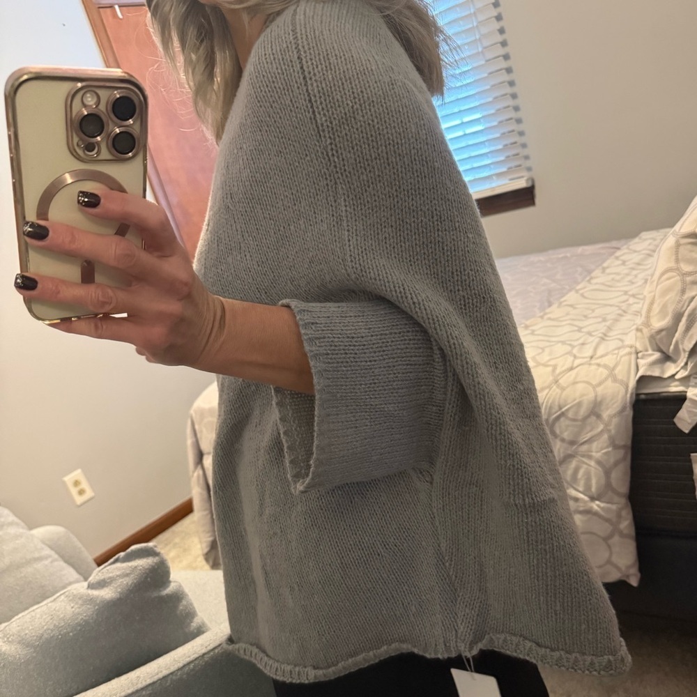 Cozy Gray Women's Oversized Cape Sweater - Picture 3 of 5